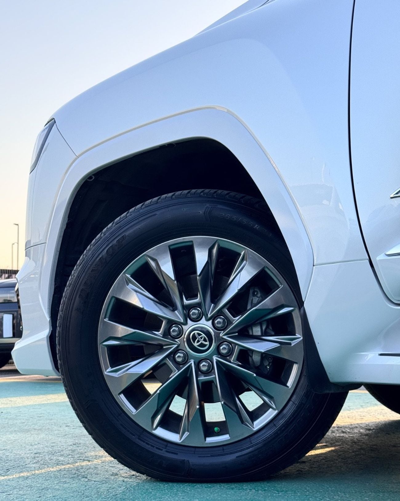 Toyota Land Cruiser VXR Toyota Land Cruiser VXR 2024 MODEL - GCC specs