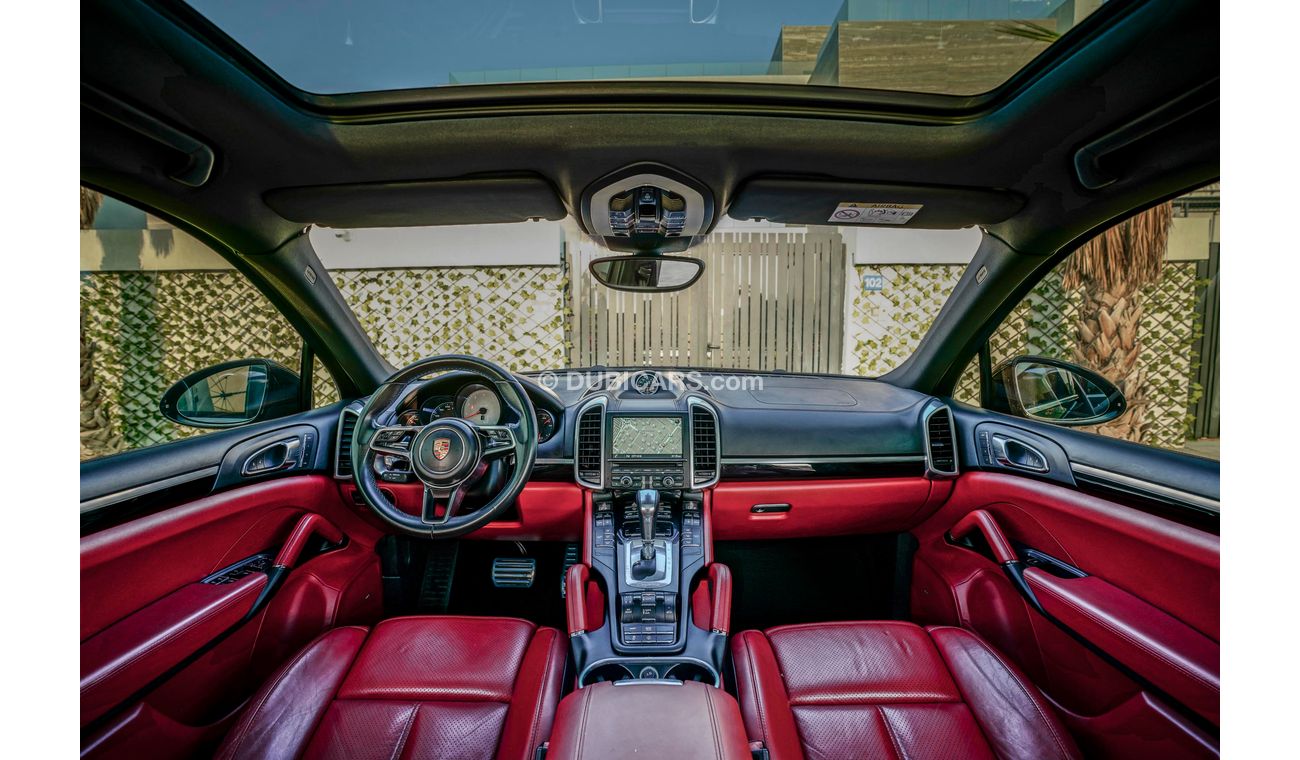 Porsche Cayenne | 2,722 P.M | 0% Downpayment | Full Option | Immaculate Condition!