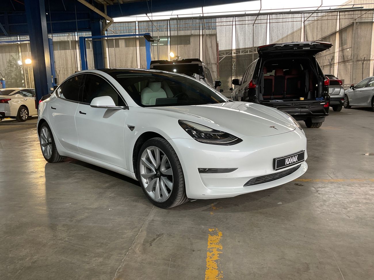 تسلا موديل 3 Long Range (Dual Motor) | شامل الضمان | 0 ﺪﻔﻋﺓ ﺃﻮﻟﻯ