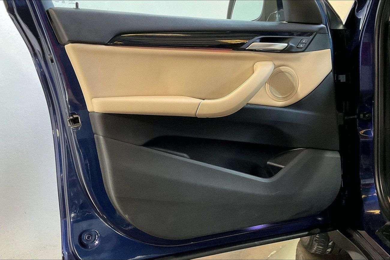 BMW X1 sDrive 20i Sport Line