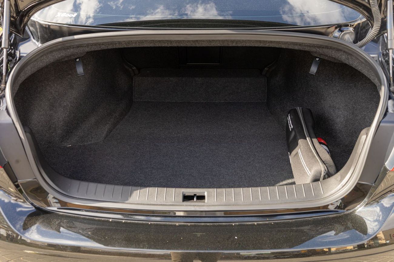 إنفينيتي Q50 Luxe 3.0L