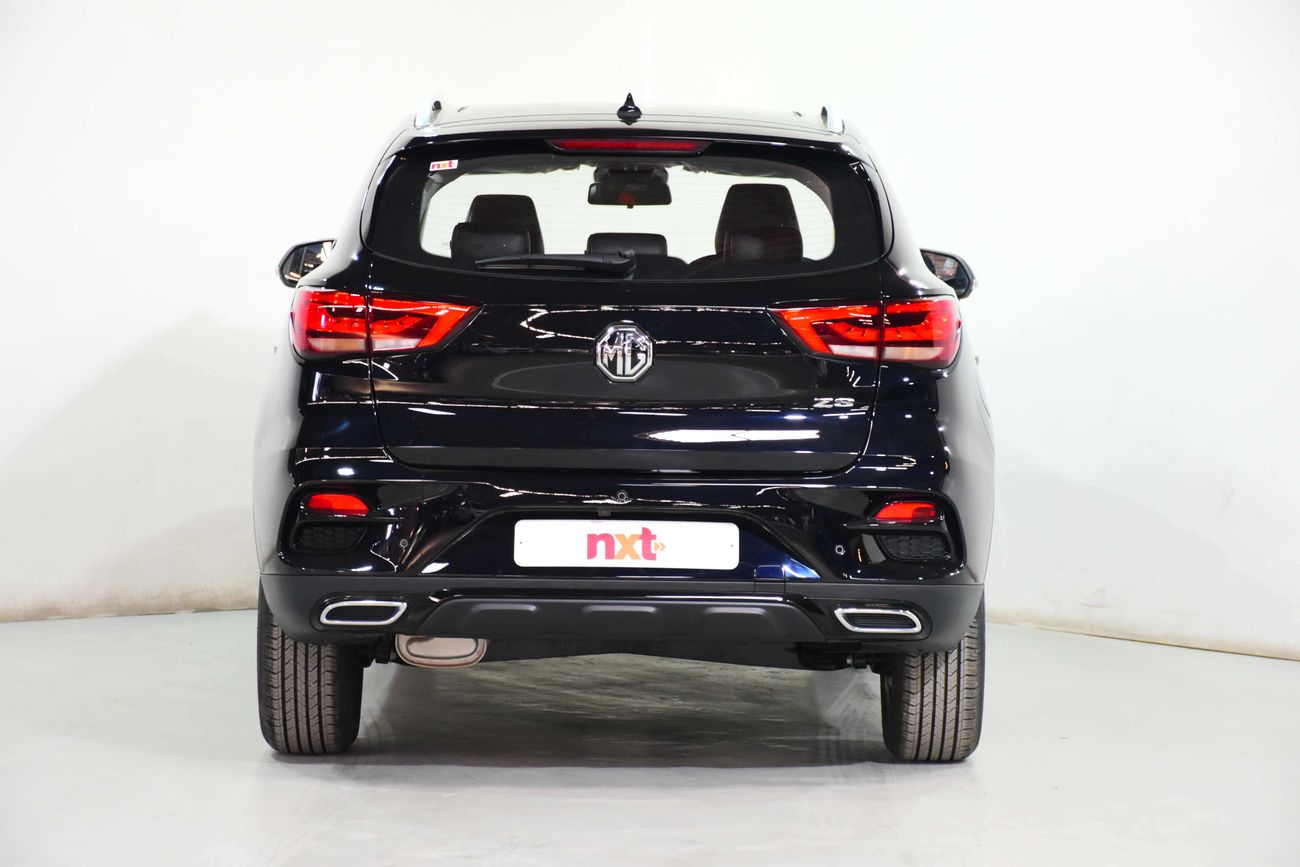 أم جي ZS LUX 2.0