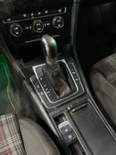 Volkswagen Golf GTI SE