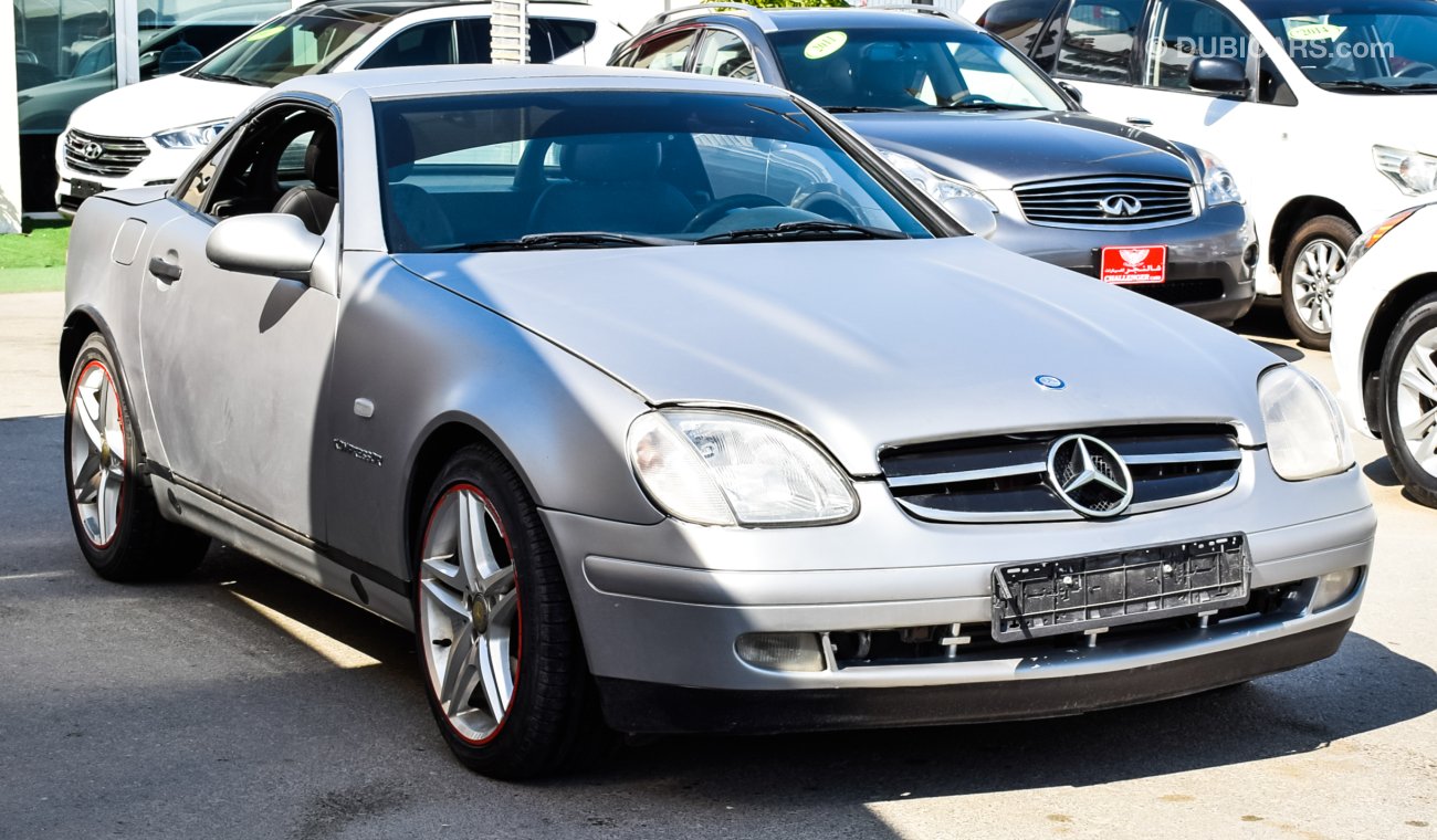 Mercedes-Benz SLK 230