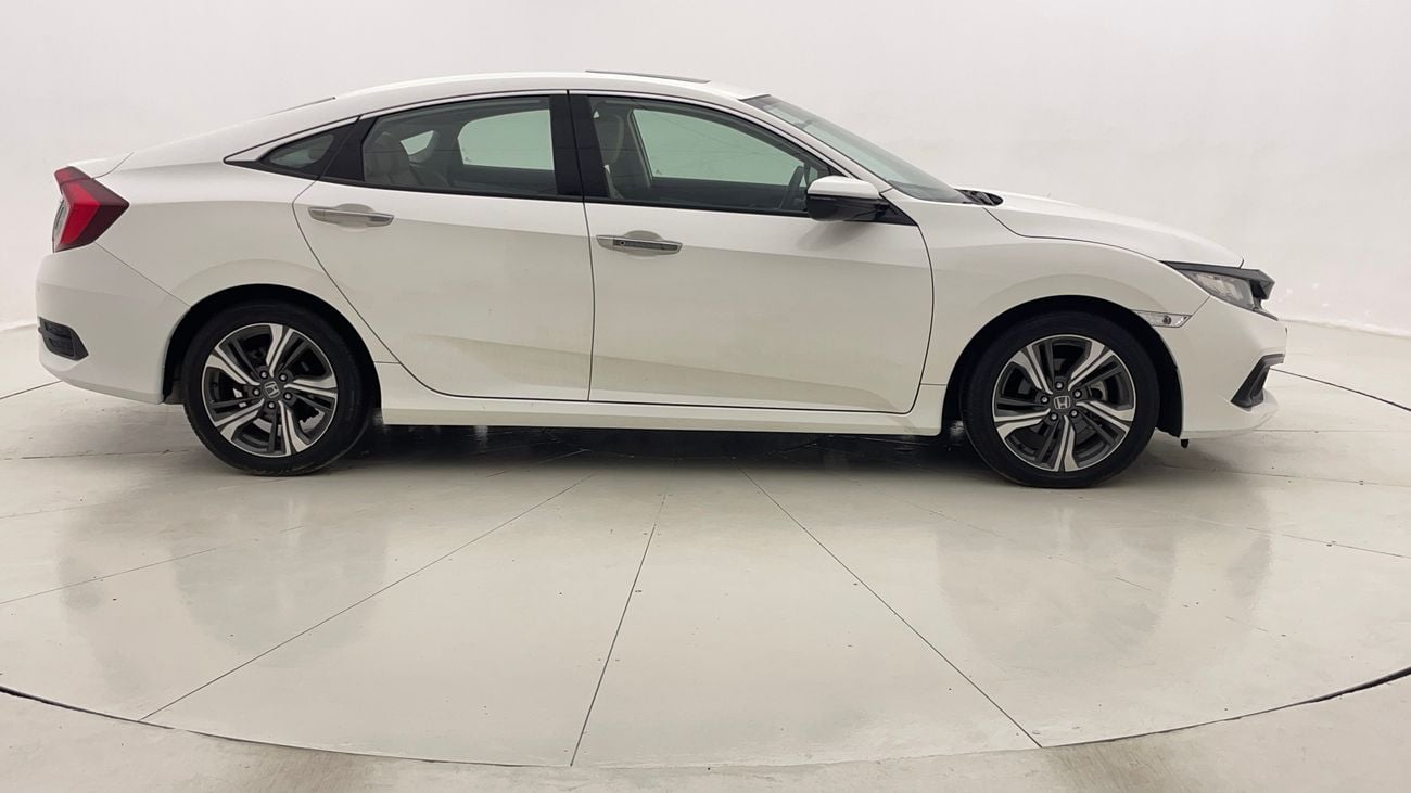 هوندا سيفيك LX SPORT 2 | بدون دفعة مقدمة | اختبار القيادة في المنزل