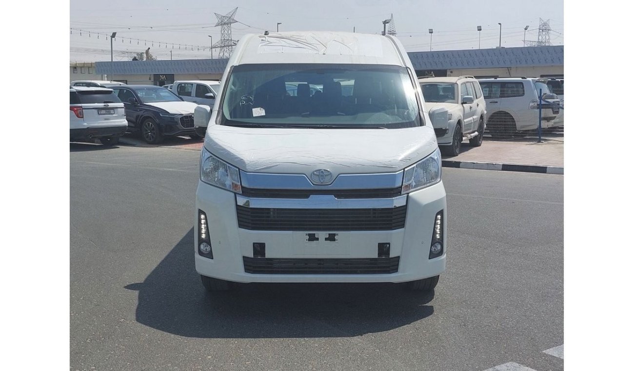 Toyota Hiace Brand New Toyota Hiace HAC28-M55 2.8L Diesel | 2022 | White / Beige | For Export Only..