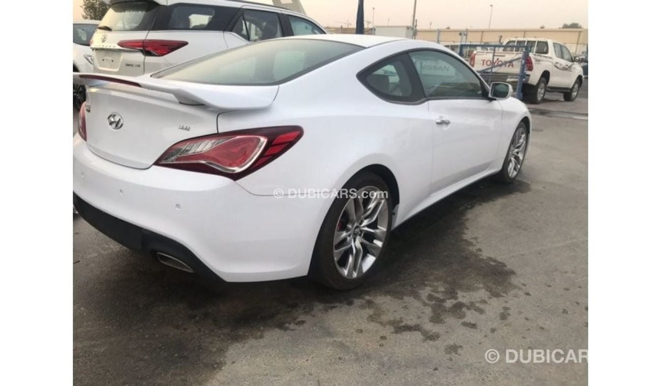 هيونداي جينيسس كوبيه 3.8 لتر