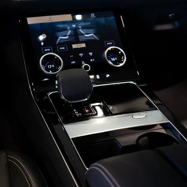 Land Rover Range Rover Velar P250 S 2.0L Petrol AED 3,161 p.m • 0% Downpayment •, миниатюра 30