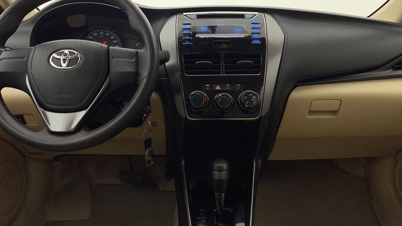 تويوتا يارس SE 1.5 | بدون دفعة مقدمة | اختبار القيادة في المنزل