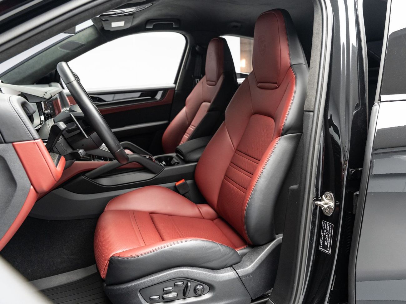 Porsche Cayenne TURBO GT BUY NOW, PAY 2027 | THE BLACKLINE STANDARD | 2027 Porsche Warranty, Low KMs, GCC