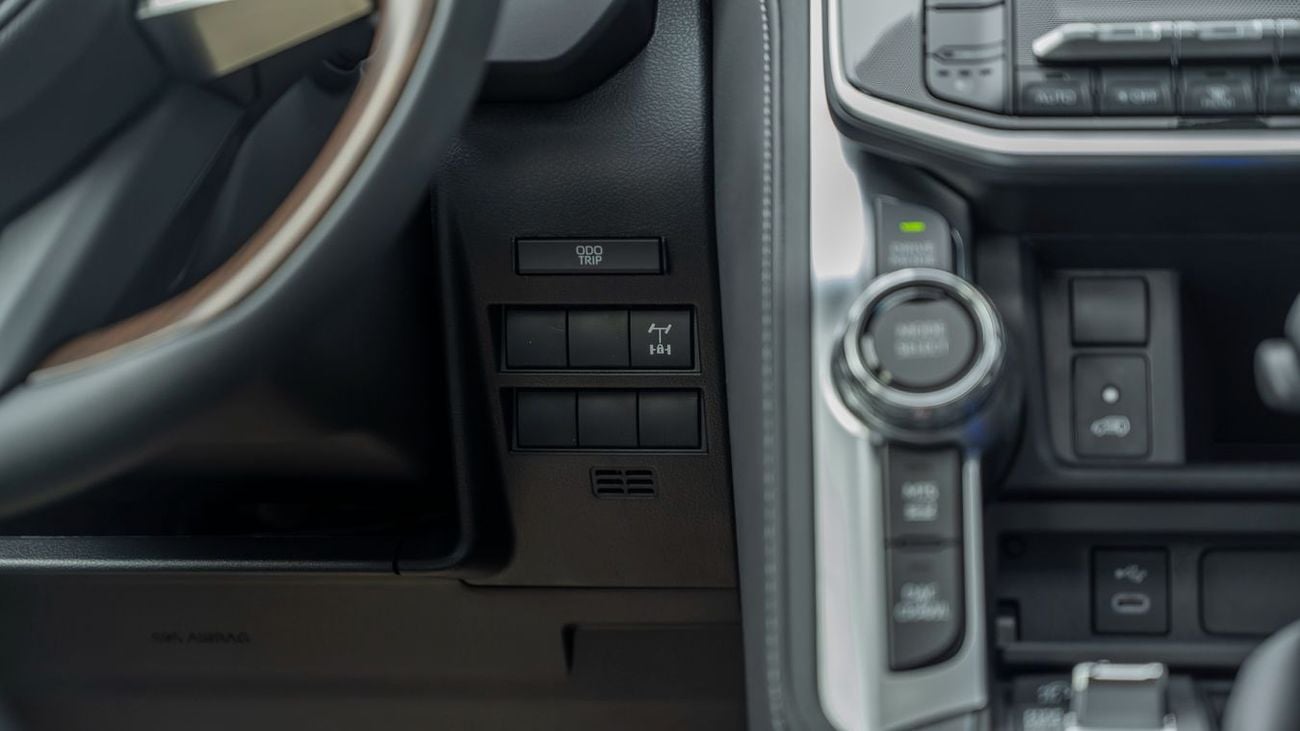 تويوتا لاند كروزر TOYOTA LANDCRUISER 3.5 GXR MID -2026YM