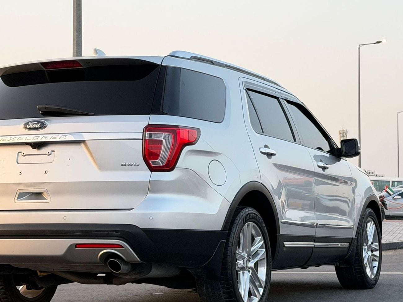 Ford Explorer top-of-the-line model, fully loaded with panoramic