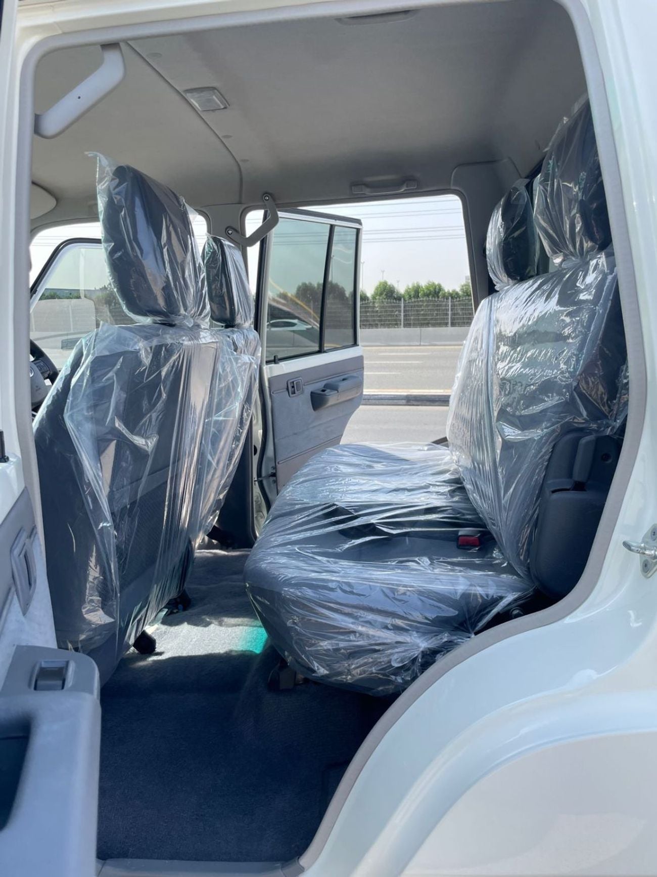 Toyota Land Cruiser Pick Up RIGHT HAND DRIVE 0NLY FOR EXPORT 4.5 LITER MT