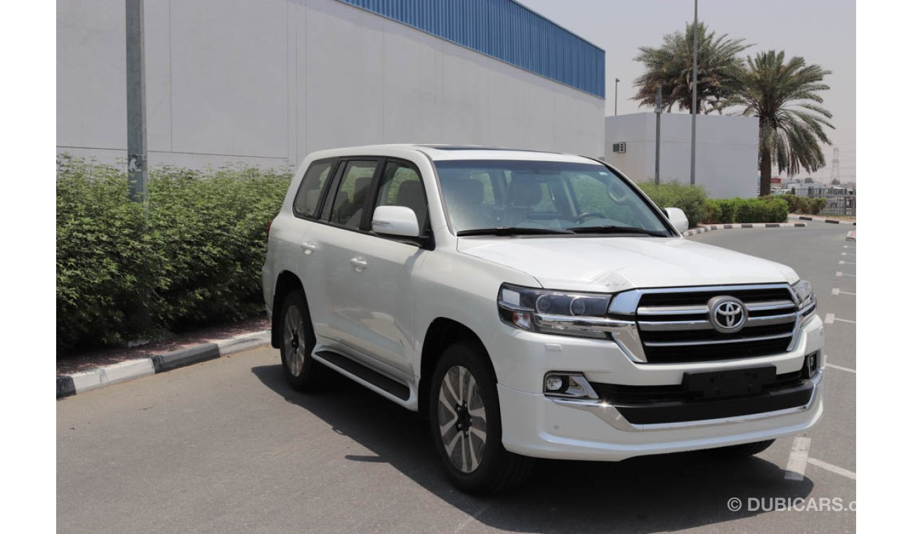 Toyota Land Cruiser GXR 4.6l Petrol Grand Touring Automatic 8 seater for Export/2019 Model/White inside Beige