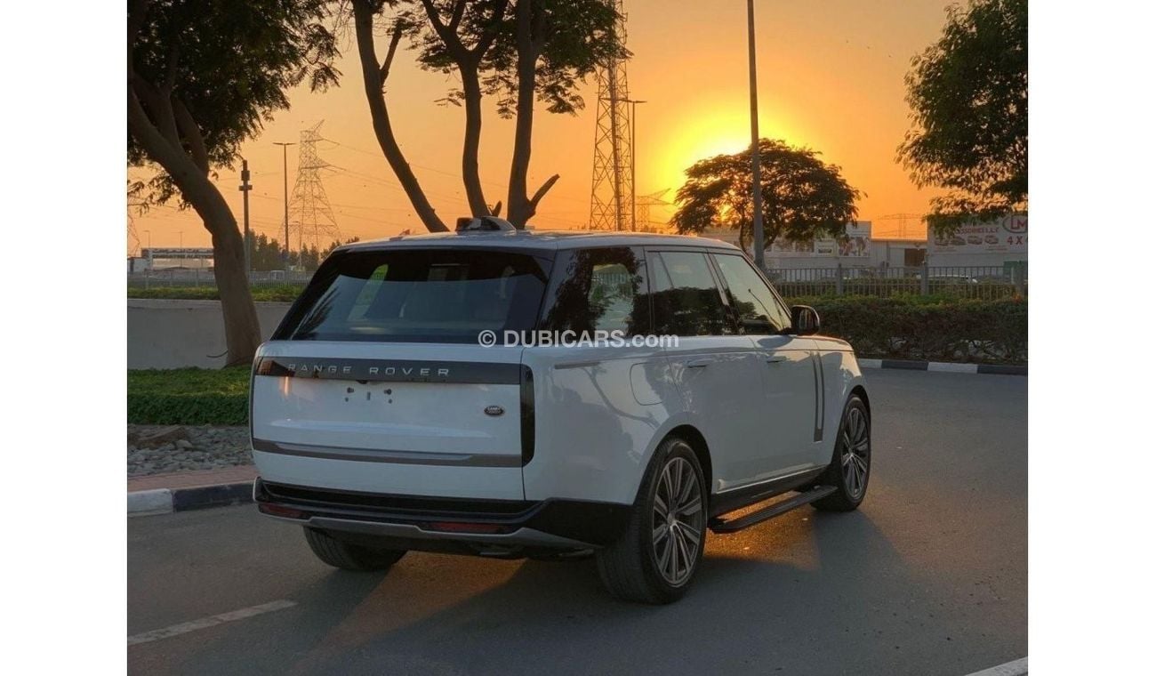 Land Rover Range Rover GCC SPEC UNDER WARRANTY AND SERVICE CONTRACT