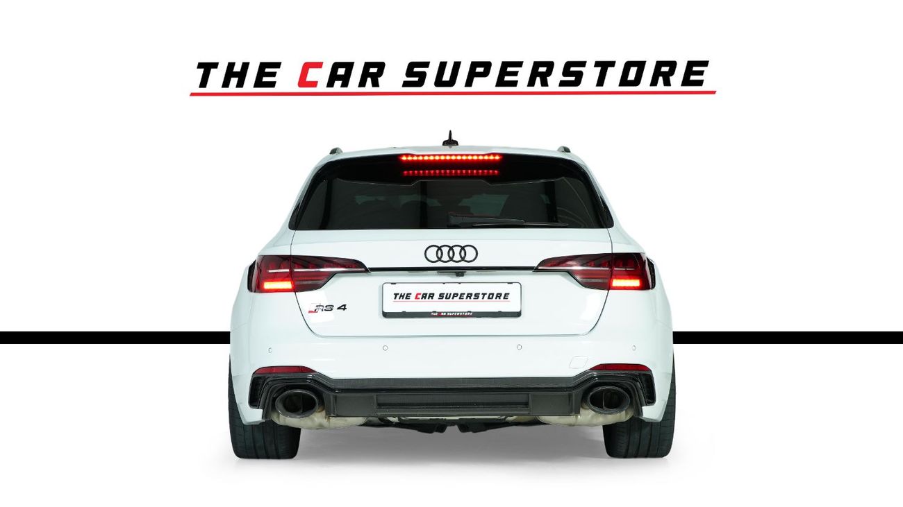 Audi RS4 Station B9 Competition | Very High Option | Audi Warranty & Service | Full Carbon Package