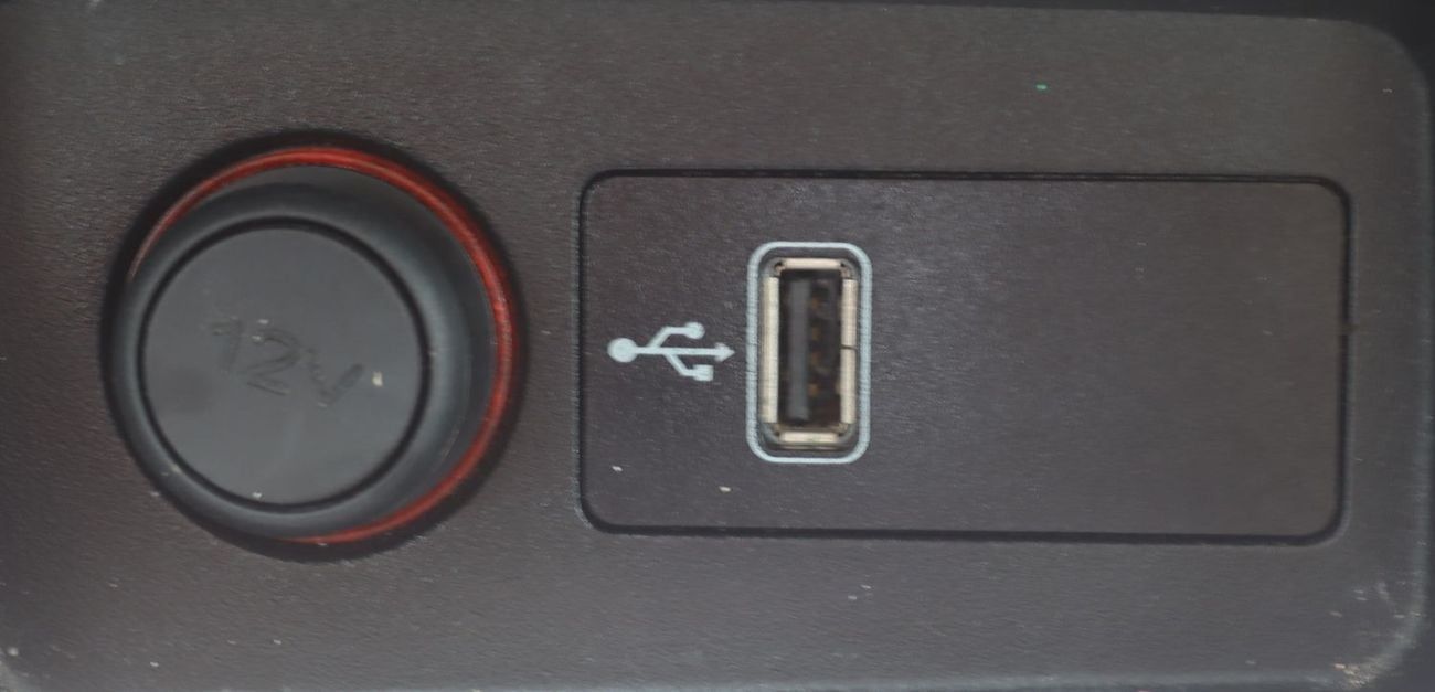 أم جي RX5 سيارة MG RX5 موديل 2020 خليجى بدون حوادث وبحاله ممتازه ممشى 82000 كيلو متر وبمحرك 2000 سي ىسى وسعر 3