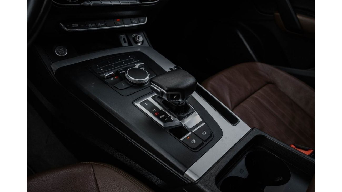 Audi Q5 45 TFSI Quattro Basic 45TFSI Quattro | 1,684 P.M  | 0% Downpayment | Excellent Condition!