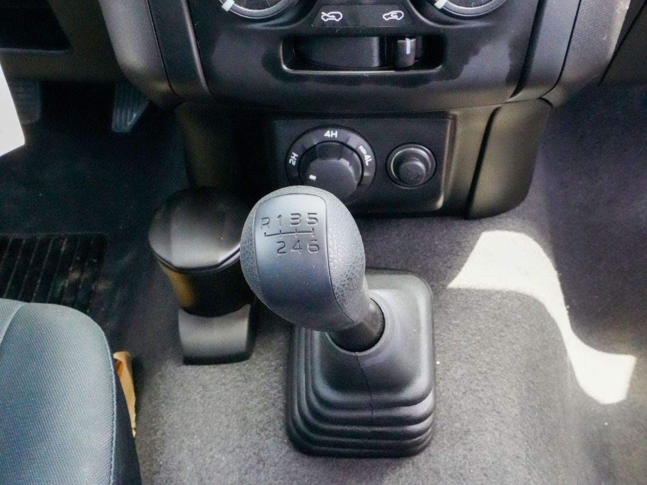 Isuzu D-MAX STANDARD 2025 ISUZU STD SC 4X4 DIESEL BRAND NEW 0KM