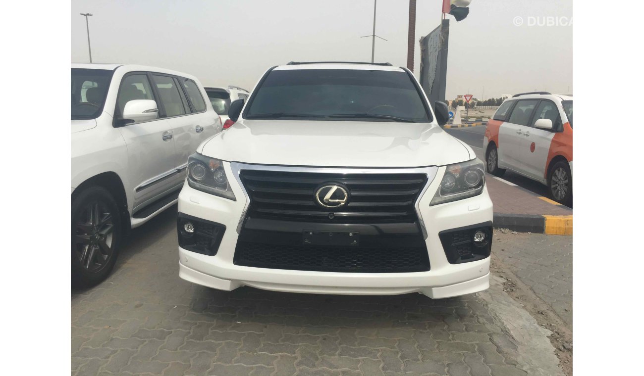 Lexus LX570