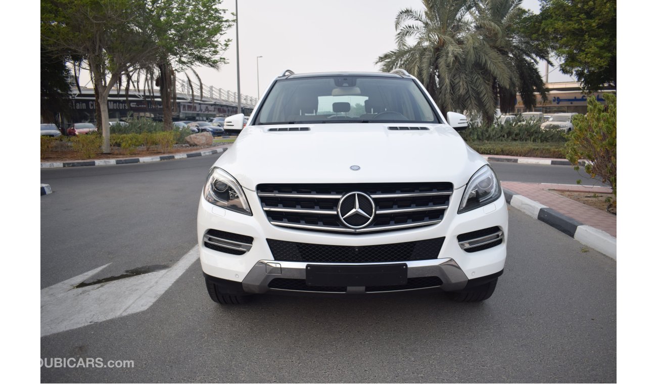 مرسيدس بنز ML 400 Mercedes ML400 - 2015 - GCC Specs - FSH - Under Warranty - Low Mileage -Immaculate Condition