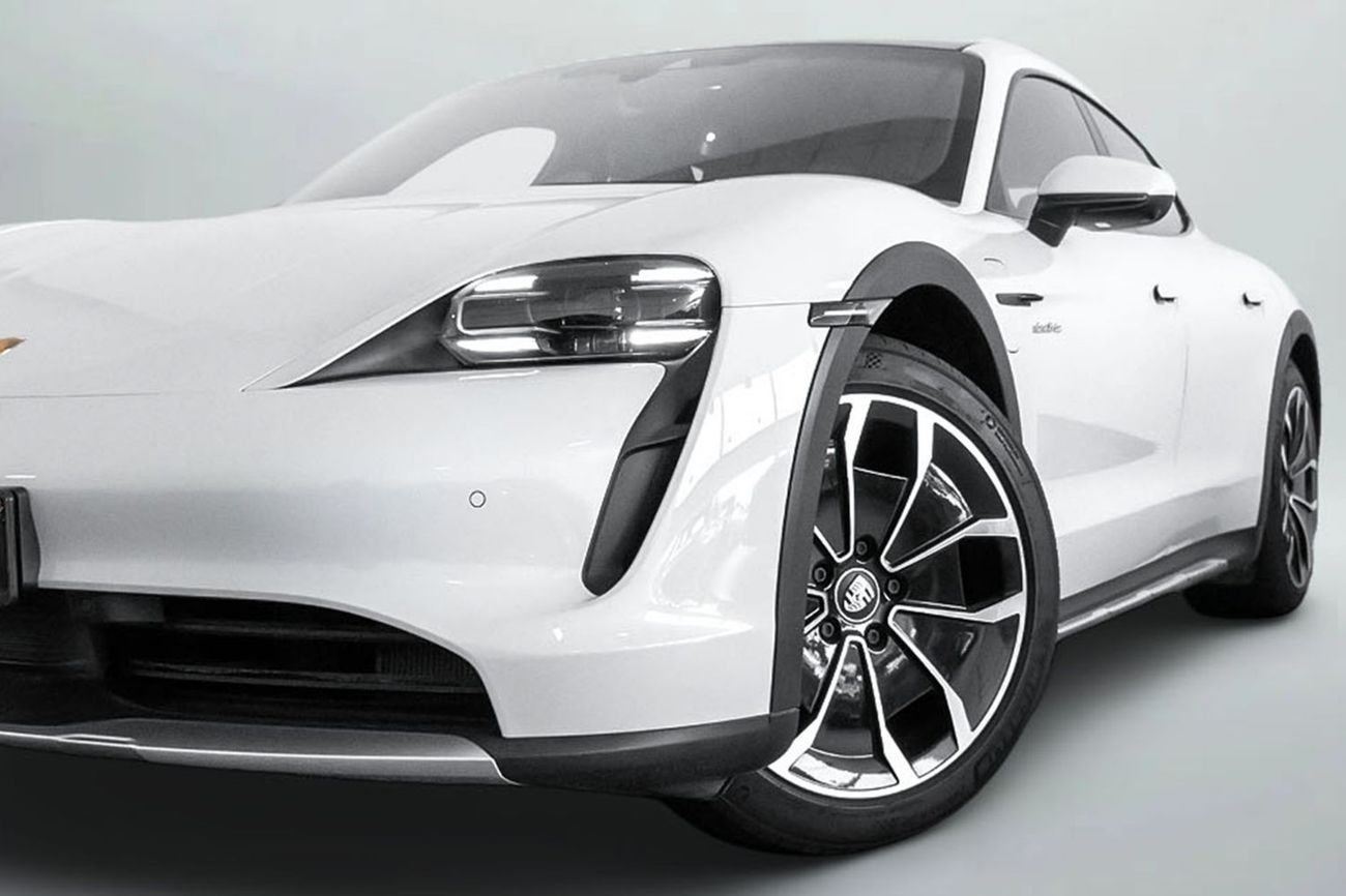 Porsche Taycan Turbo Cross Turismo