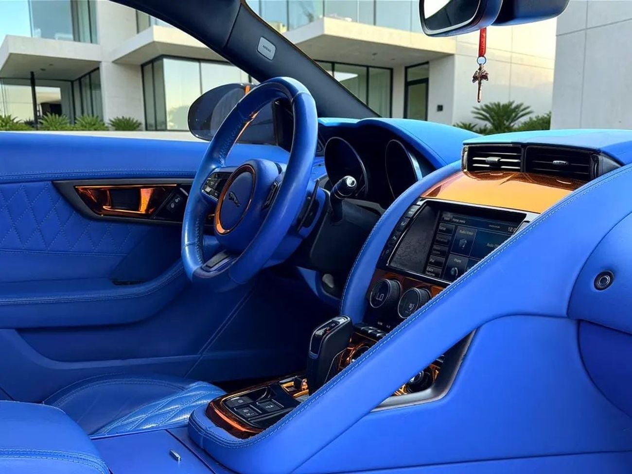 Jaguar F-TYPE !! EID SALE !! 1 YEAR FREE WARRANTY !!  JAGUAR F-TYPE SUPERCHARGED | 3.0L V6 – 340 BHP | 2015