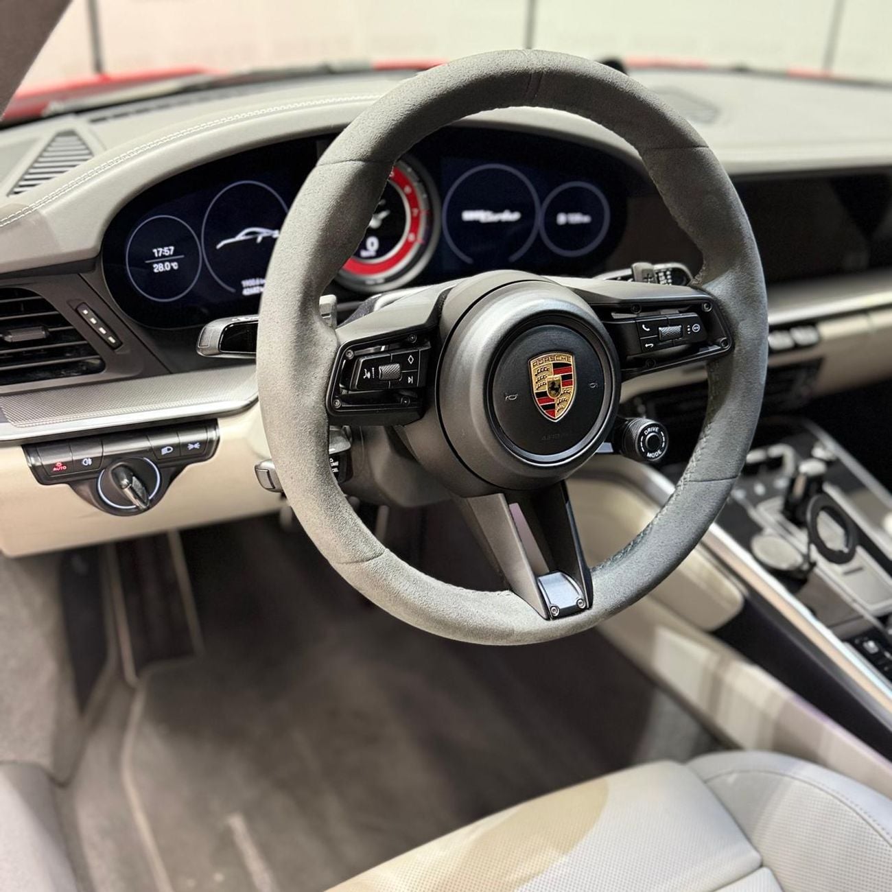 Porsche 911 TURBO | GCC | Major Service recently done