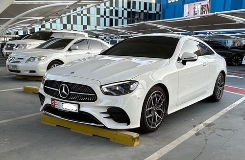 مرسيدس بنز E300 Premium 2.0L