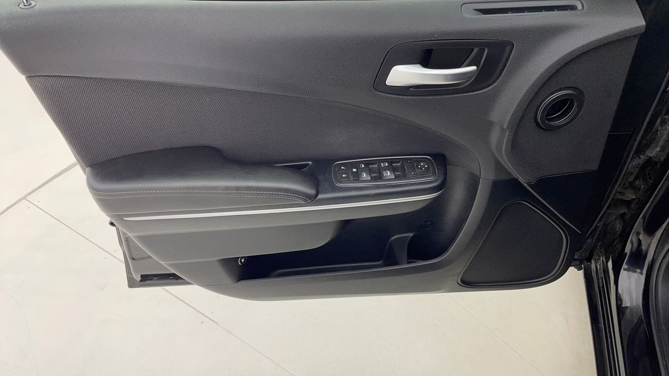 Dodge Charger SXT 3.6 | Zero Down Payment | Free Home Test Drive