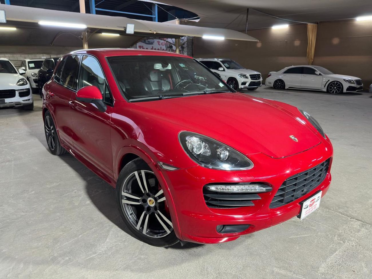 Porsche Cayenne GTS 4.8L PORSCHE CAYENNE GTS 2013 4.8L | GTS INTERIOR PACKAGE | CARBON INTERIOR PACKAGE | SPORTS STE