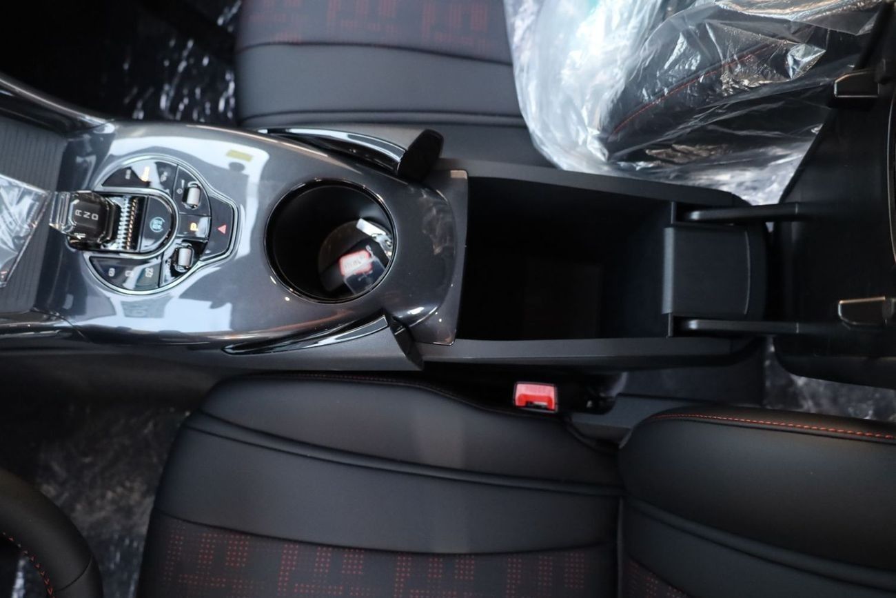 BYD e2 BYD_E2_LUXURY_405KM_2025