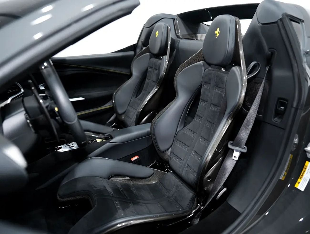 Ferrari 296 GTS FERRARI 296 GTS | FULL CARBON | LIFT SYSTEM | DAYTONA RACING CARBONSEAT | LMG MOTORS
