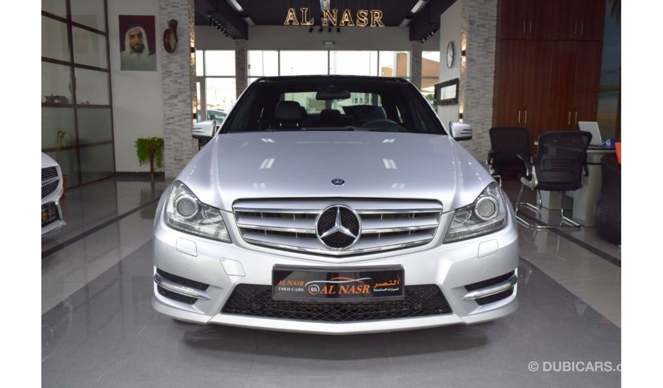 مرسيدس بنز C200 C-200 Avantgarde, AMG - GCC Specs, Different Condition, Single Owner - No Any Accident