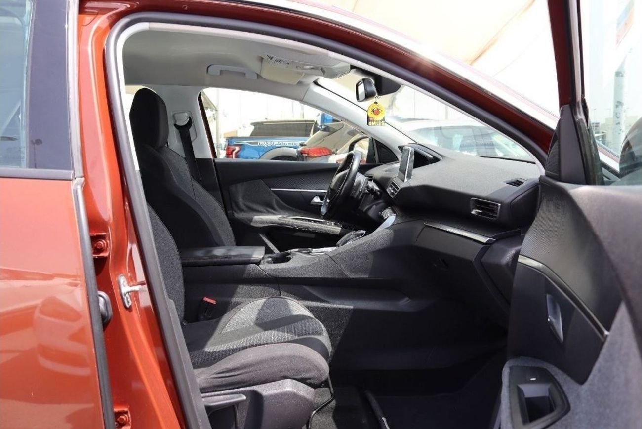 Peugeot 3008 Active ACCIDENTS FREE - GCC - 1600 CC + TURBO - PERFECT CONDITION INSIDE OUT