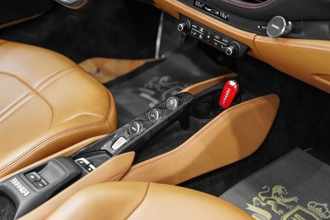 Ferrari F8 Spider, миниатюра 18
