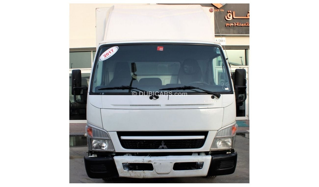 Mitsubishi Fuso Canter Mitsubishi Canter 2017 GCC, excellent condition, diesel without accidents, very clean from inside an