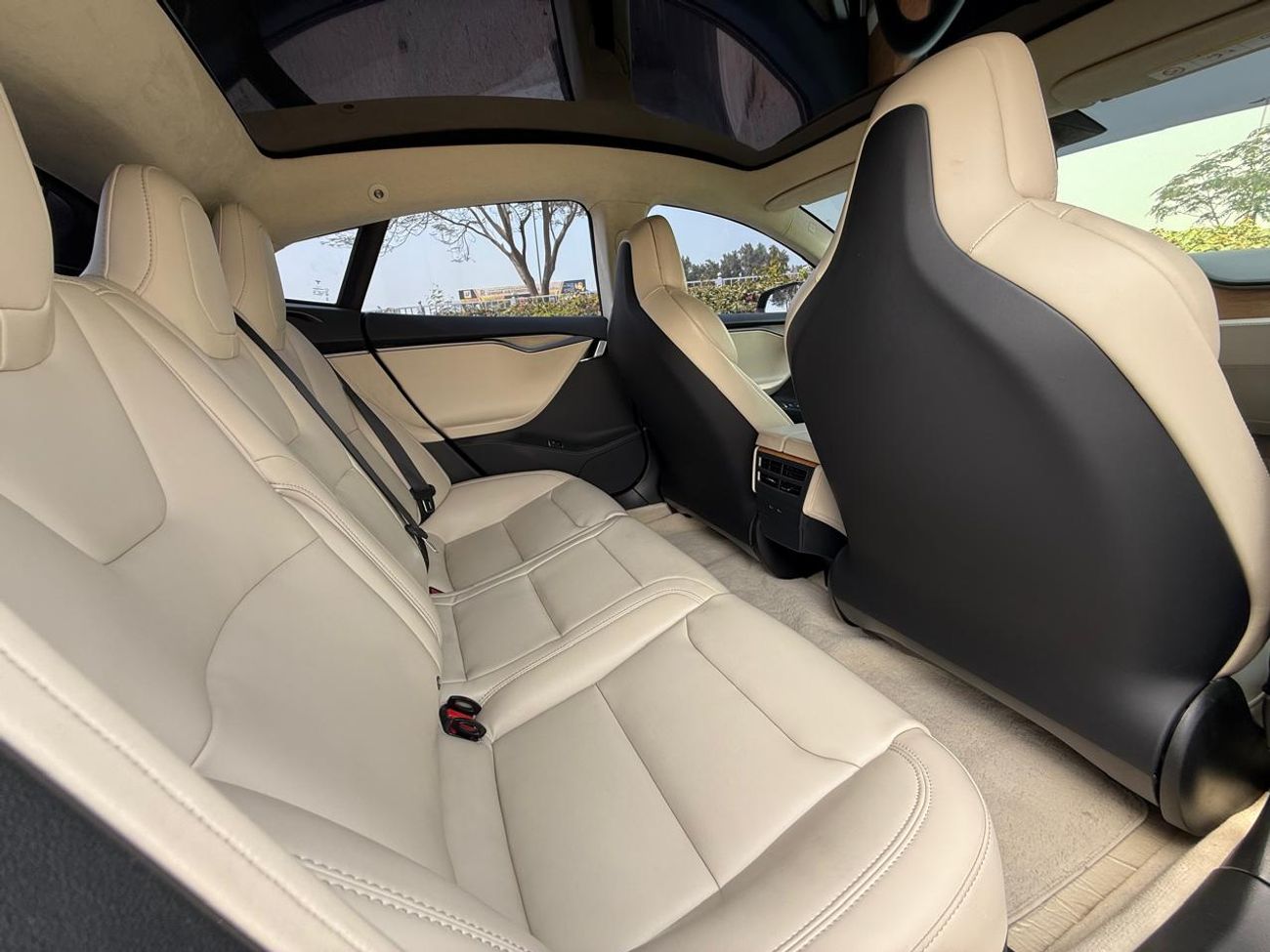 تسلا Model S Plaid (AWD)