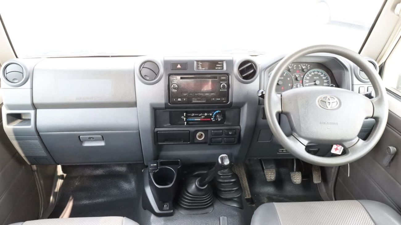تويوتا لاند كروزر Toyota Landcruiser 2016 LC76VD right hand drive