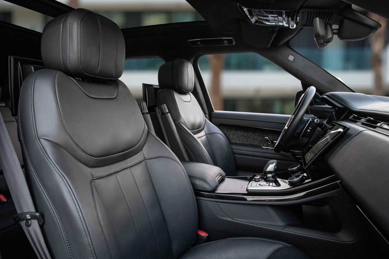Land Rover Range Rover Sport Range Rover Sport First Edition | 8,617 P.M | 0% Downpayment | Al Tayer Warranty!