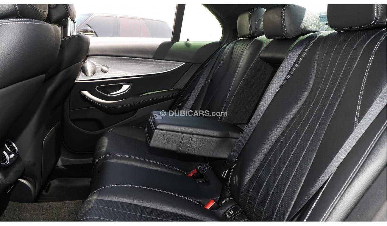 Mercedes-Benz E 350 AMG PACK 4MATIC Local Registration + 10%