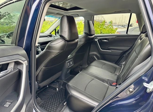 Toyota RAV4 XLE, миниатюра 19
