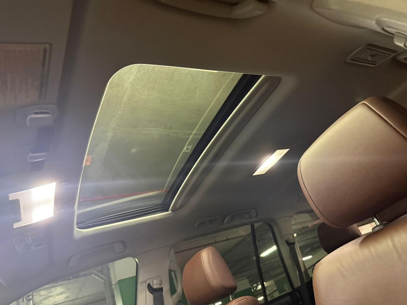 Toyota Land Cruiser GXR TOP