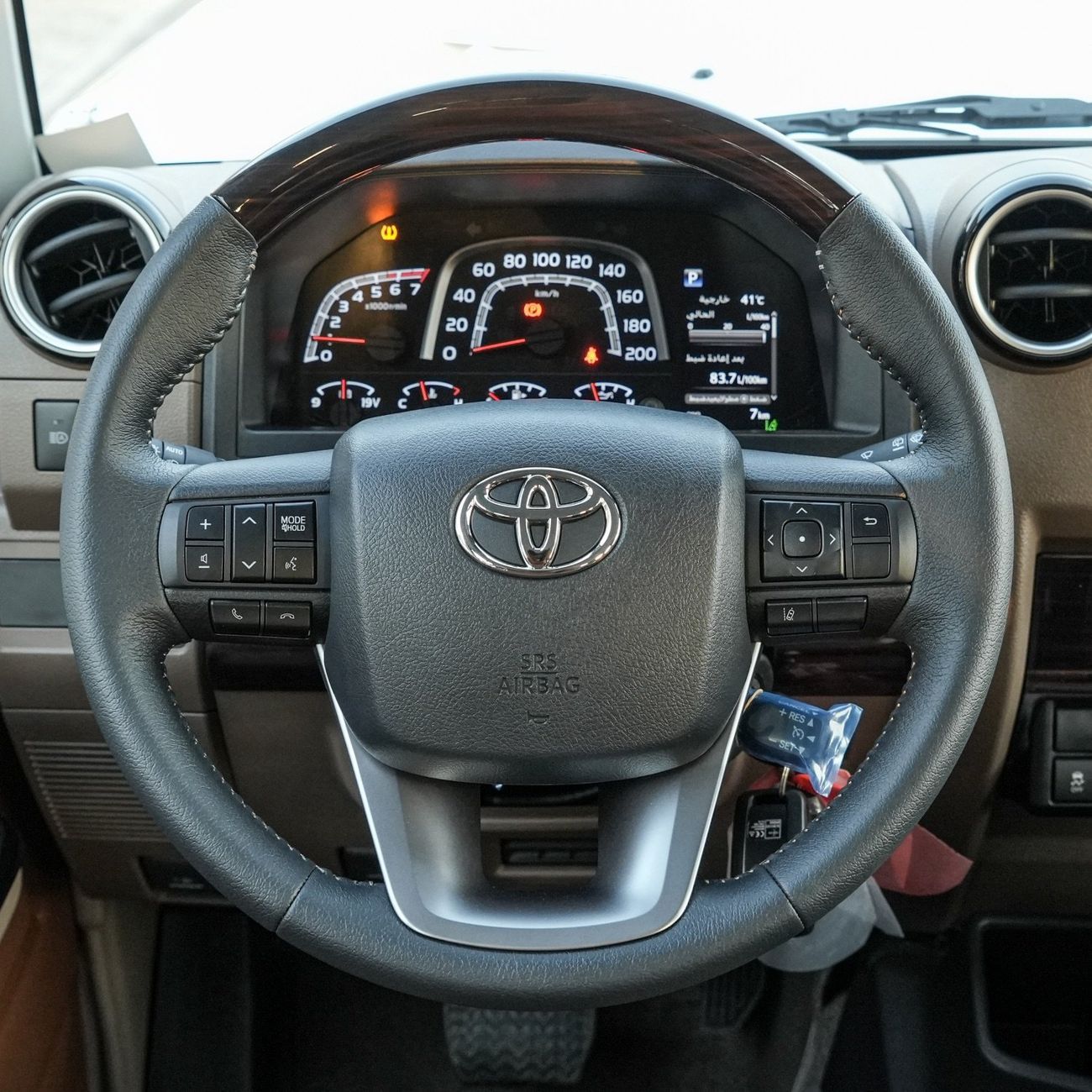 تويوتا لاند كروزر 70 LC 76 2.8 Diesel || 2025