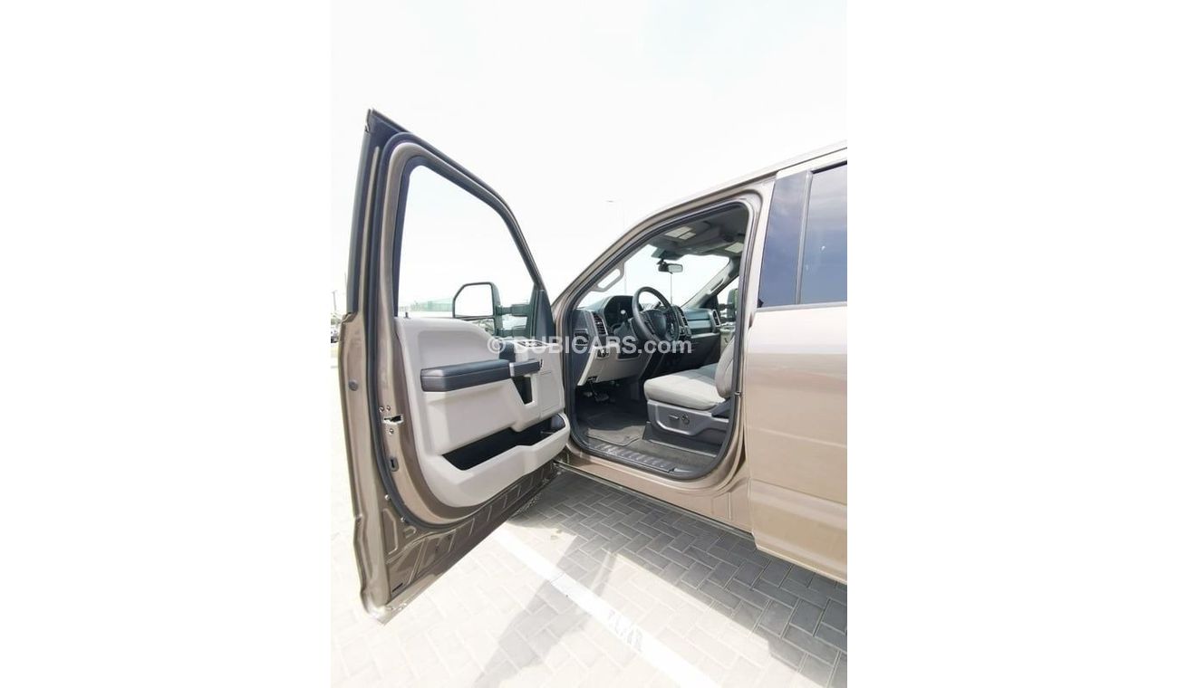 Ford F 250 Ford F -250 XLT - 2023 - Champagne