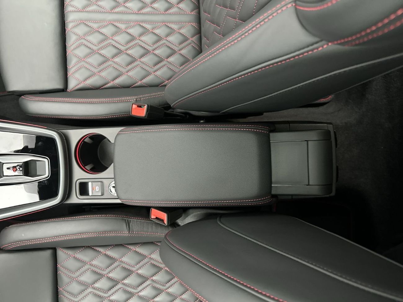 Audi S3 TFSI quattro 2.0L Sportback 333hp (Ref# 42390)