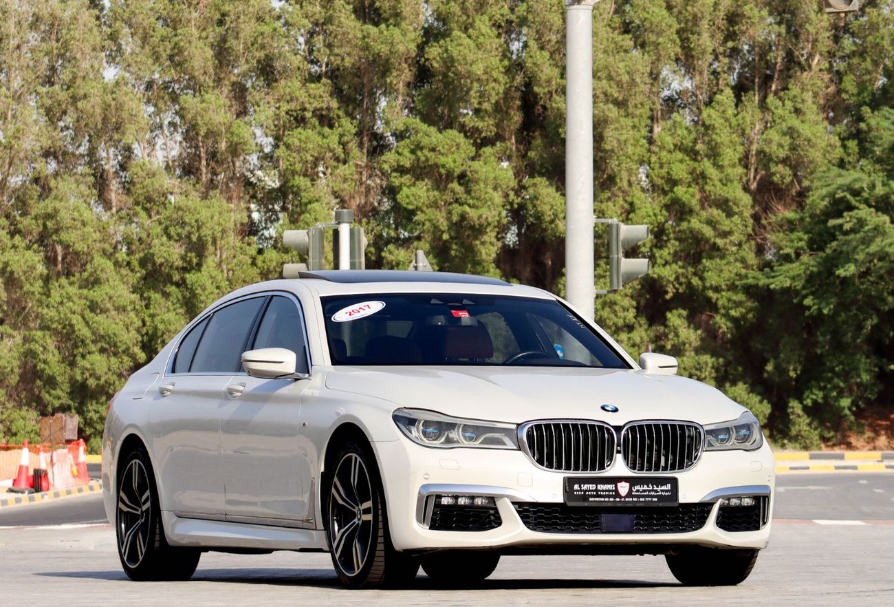 بي أم دبليو 750Li xDrive 4.4L (523 HP)