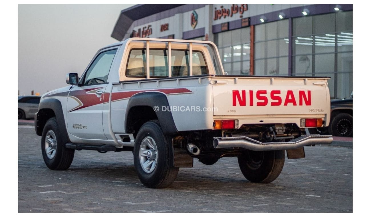 Nissan Patrol Pickup