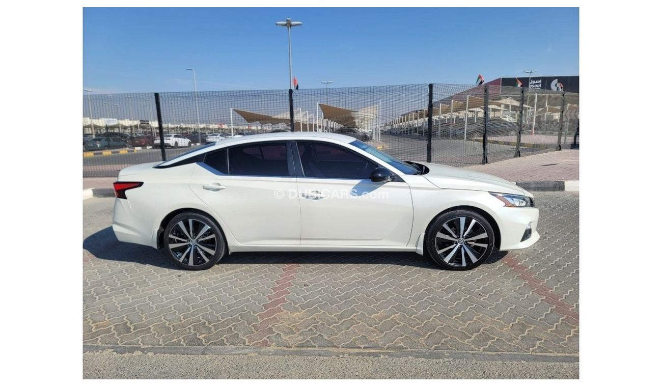 نيسان ألتيما Very Clean Car