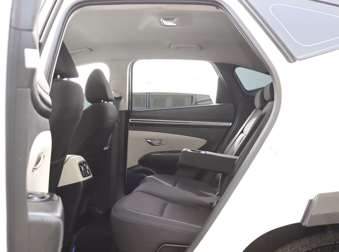 هيونداي توسون هيونداى توسكان 2023 خليجى بدون حوادث محرك 2.0L بسعر 68000بحاله ممتازه